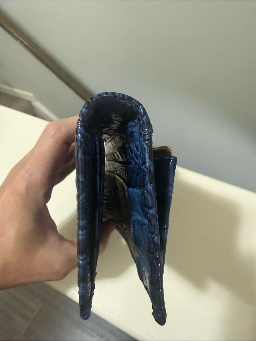 Brahmin Finley Deep Navy Croc-Embossed Tote with Matching Daisy pouch and wallet - Picture 11 of 15